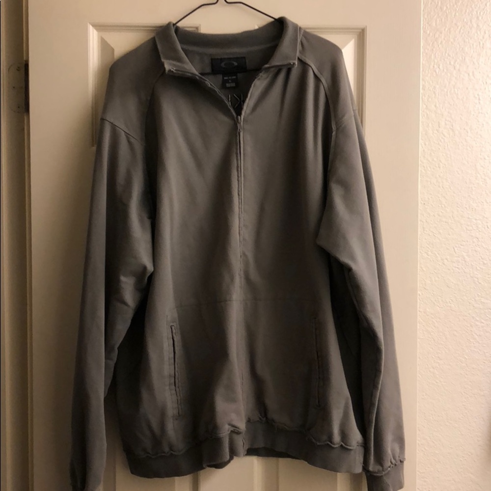 Zip up